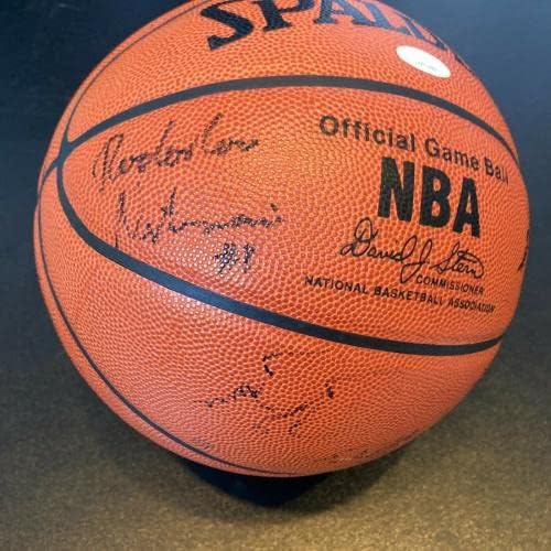 דירק נוביצקי וינס קרטר פול פירס 1998 דראפט NBA חתום כדורסל JSA COA - כדורסל חתימה